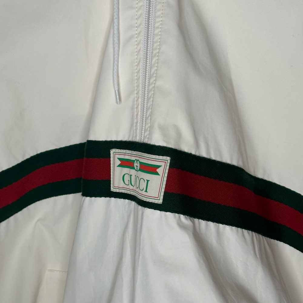 Men’s Gucci windbreaker off-white jacket w hood Size 46 NWTChest 25’, Length 28’ - Picture 6 of 14